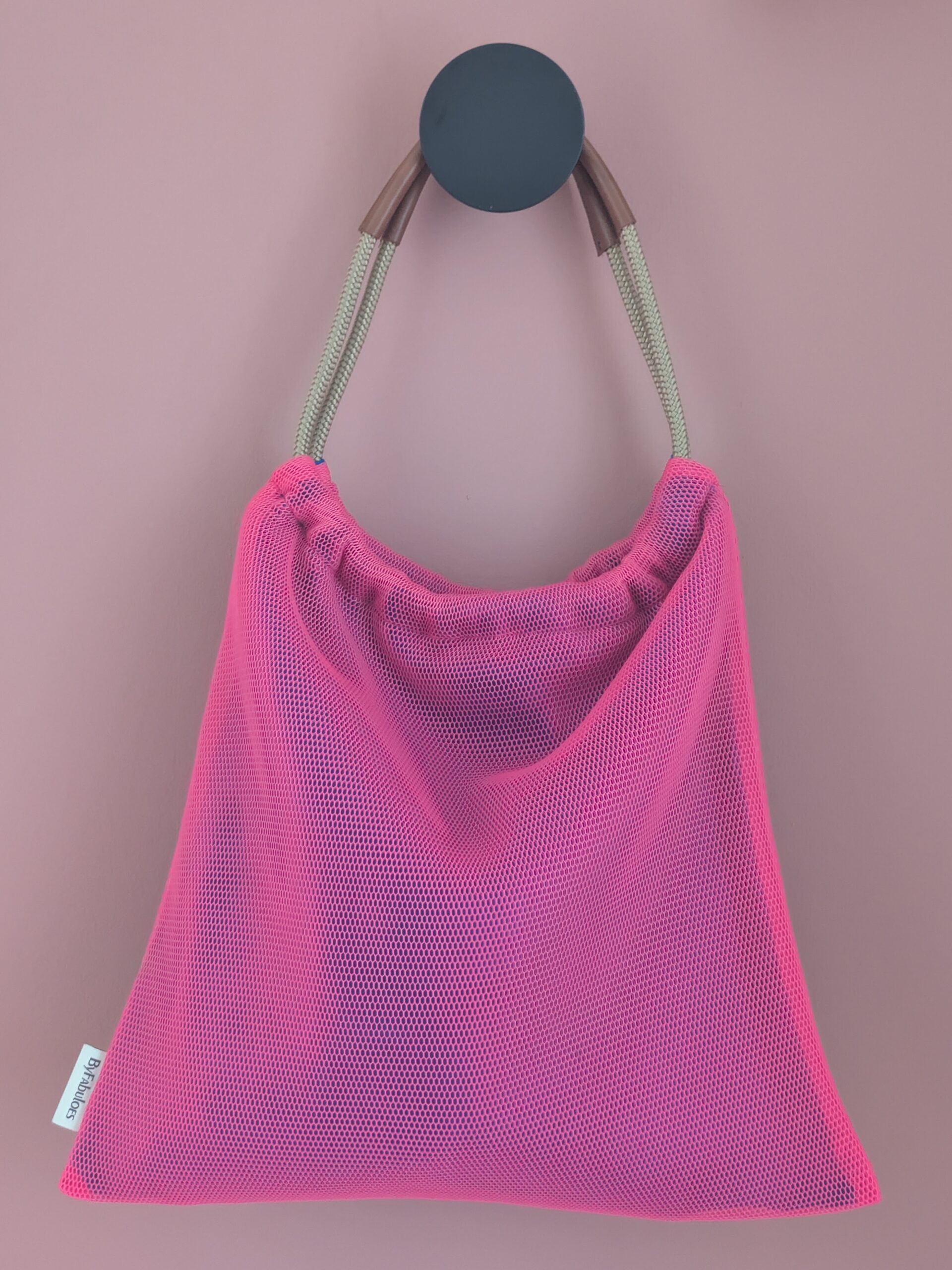 Tas-3dmesh-roze-blauw-hang-dicht